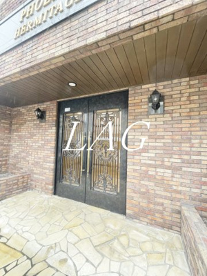 【エントランス】 | フェニックス・エルミタージュ | エントランスです。