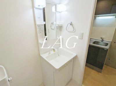 【洗面所】 | レガリア下丸子 | 独立洗面台です。