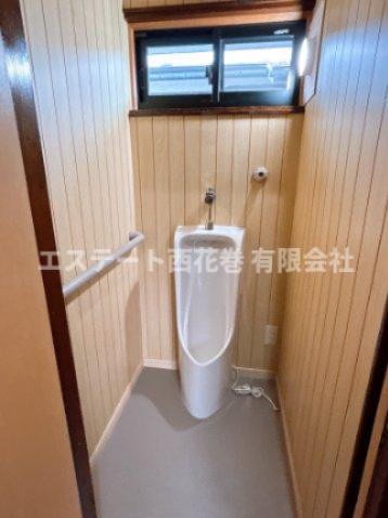 南万丁目貸家のトイレ|男性用トイレもあります