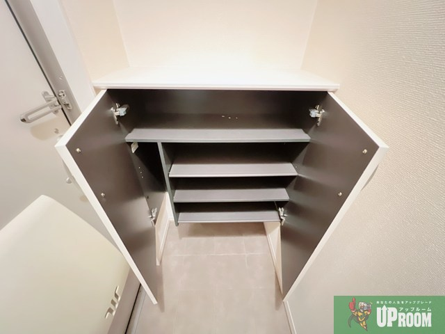 ドマーニの玄関