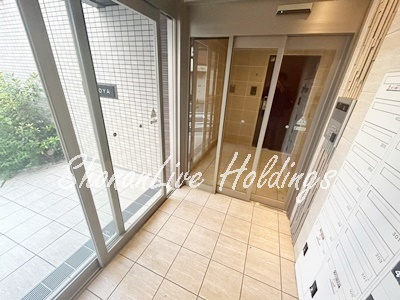 【エントランス】 | KADOYA | おしゃれなエントランス♪