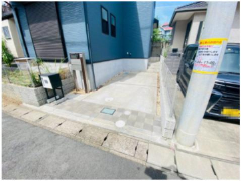 【駐車場】