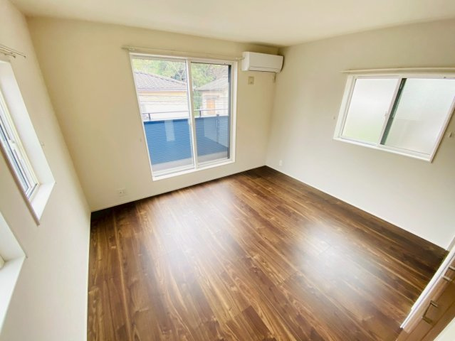 【寝室】 | 洋室①☆