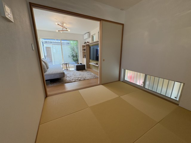 ☆家具・エアコン・テレビ・照明付き☆明石市小久保６丁目戸建の和室