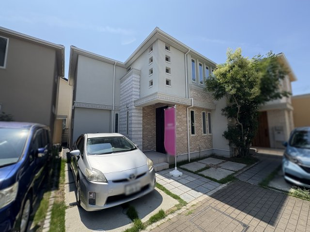 ☆家具・エアコン・テレビ・照明付き☆明石市小久保６丁目戸建の外観|◎駐車スペース２台分（車種による）