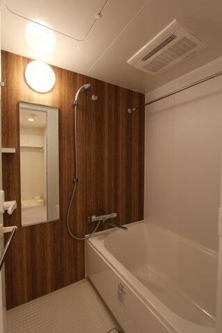 プラウドフラット中野の浴室
