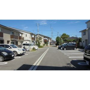 フォレストメゾン楠　D棟の駐車場