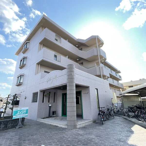 シェモアＭの外観