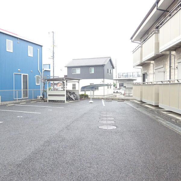 エスポワールの駐車場