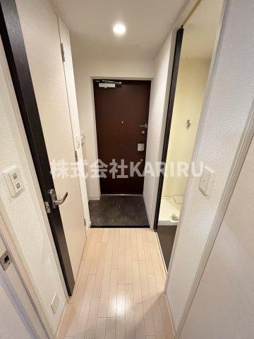 プレサンス大阪城公園ファーストシートの玄関