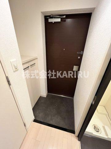 プレサンス大阪城公園ファーストシートの玄関