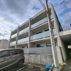 Ｇ－ＰＬＡＣＥ２８２の外観