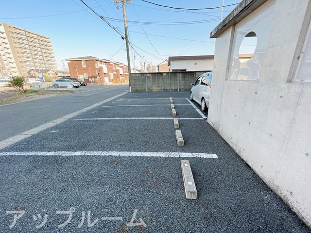 ILFIOREの駐車場