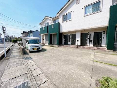 LouvreMizunoの駐車場