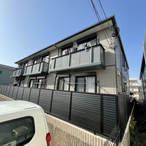 CONFAR中野の外観