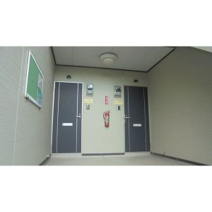 プラネット前並のエントランス