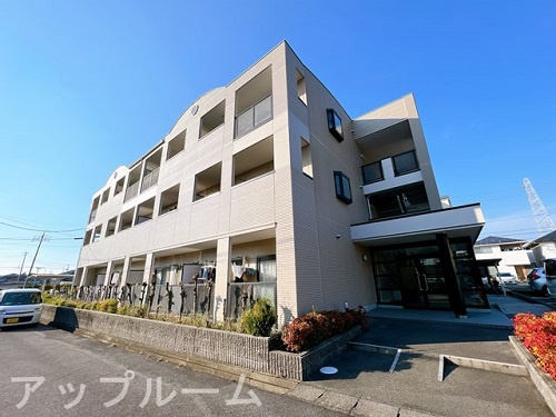 メゾン椿3の外観