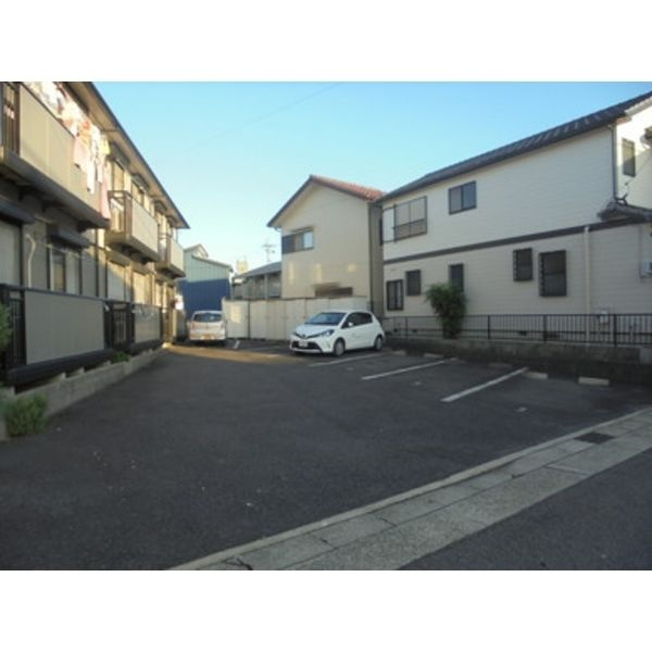 サンフローラ北城の駐車場