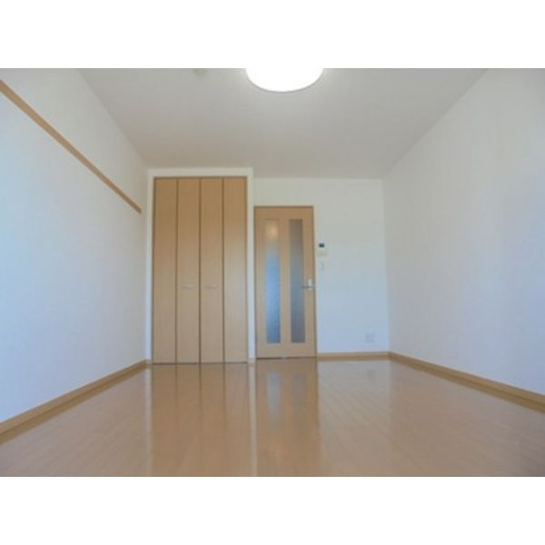 サニーコートKYの居間・リビング