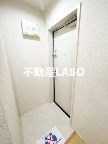 フジパレス　アベリアの玄関