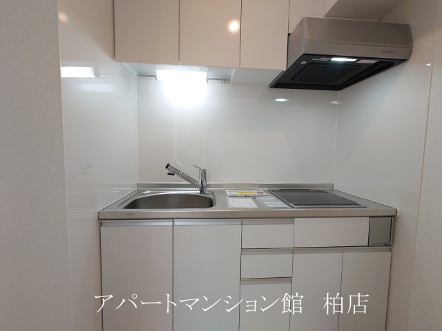 サニーホームⅢのキッチン|同施工会社、同型タイプです