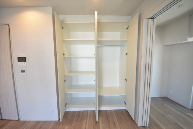 ワコーレザ・神戸旧居留地レジデンスタワーの収納