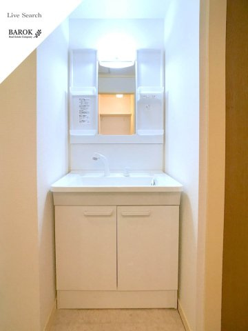 長沼ビルの洗面所