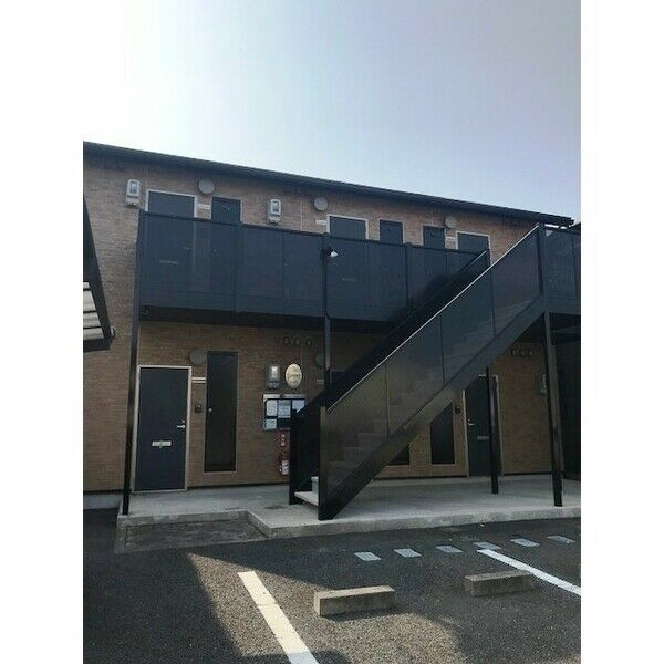 アンプルール　リーブル　パシフィック白山の外観