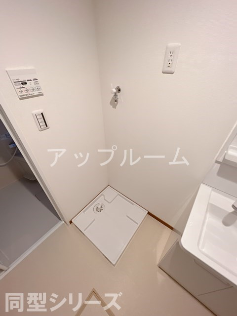春日井市林島町２丁目のアパートのトイレ