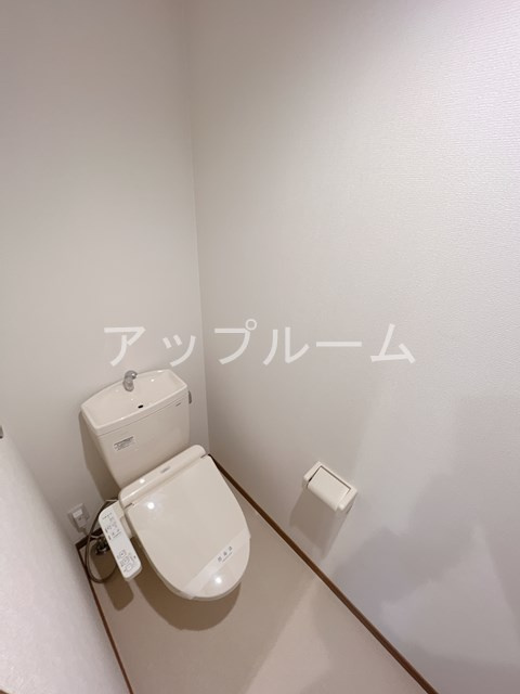 春日井市東野町西２丁目のアパートのトイレ
