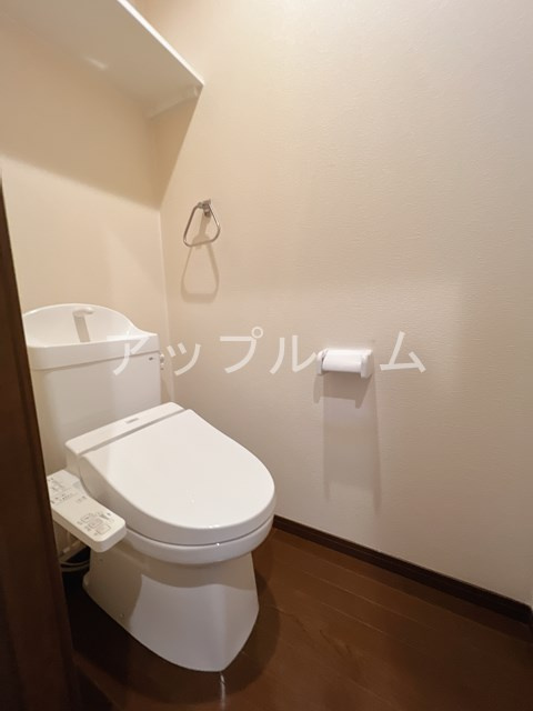 コンフォール片坪のトイレ