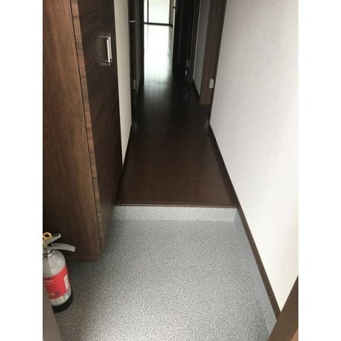 リーブル トゥサンズの玄関