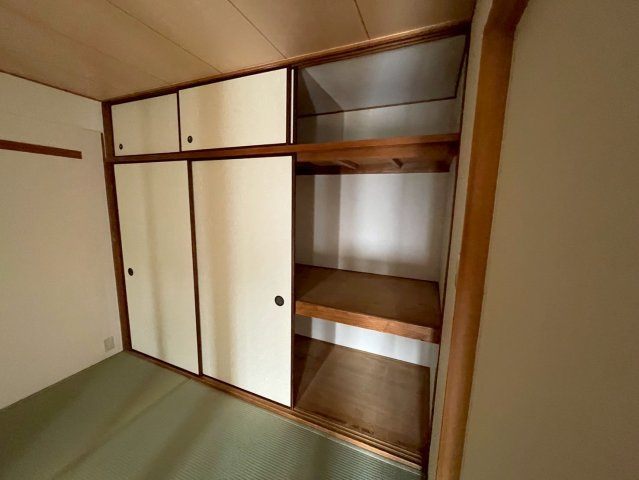 荒神山マンションの収納