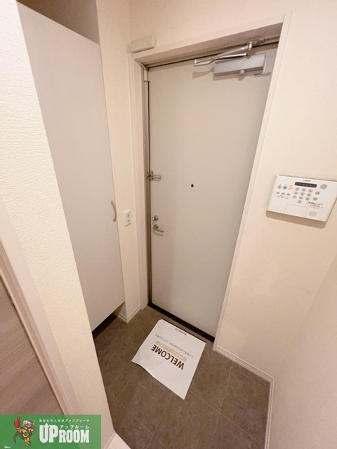 グランシャリオ穴橋 B棟の玄関