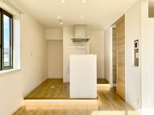 グレースタウン　Ｅの居間・リビング