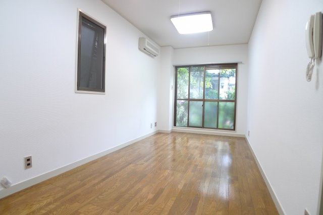 ゆったりとした居間です