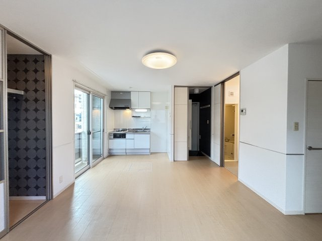 サンエクセルC棟の居間・リビング