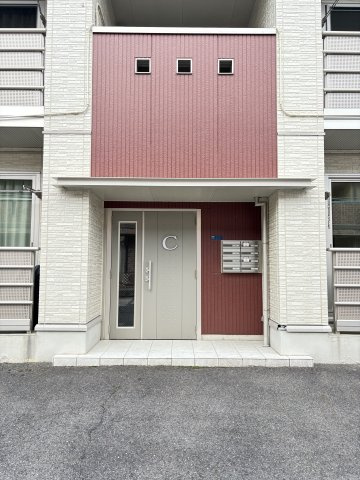 サンエクセルC棟のエントランス