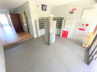 【エントランス】