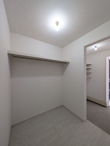 【収納】 | ケーボックス前橋市南町1期ー① | 玄関から水回りまで続くウオークスルータイプのシューズインクローク♪