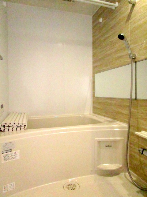 ブリランテ三宿の浴室|オシャレなバスルーム