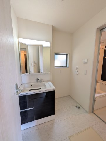 【独立洗面台】 | リーブルガーデン.S高崎市町屋町ー①