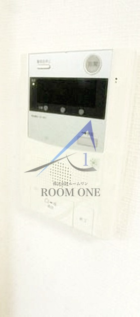 コスモリード三軒茶屋のセキュリティ|モニター付インターホンです。