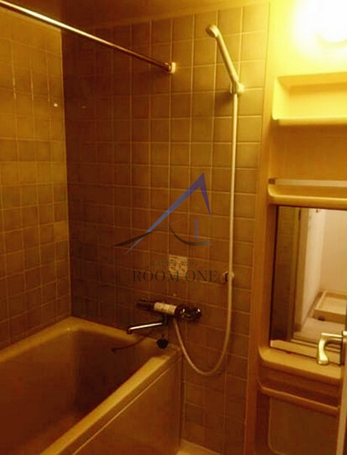 コスモリード三軒茶屋の浴室|お風呂です。