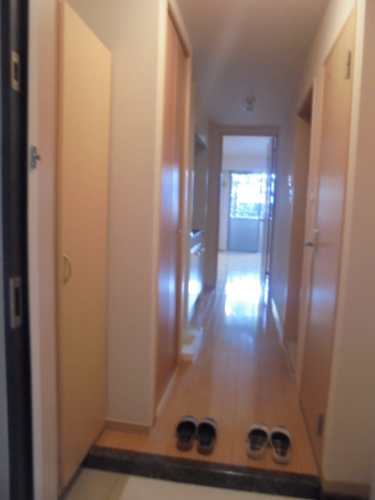 FELICE CITTAの玄関