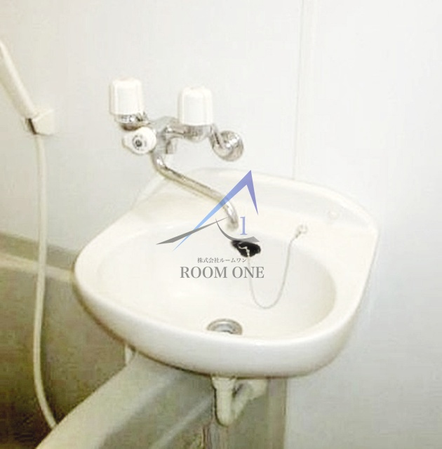 フィオーレ南太田の洗面所|洗面台です。