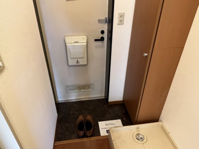 パルク東高円寺の玄関