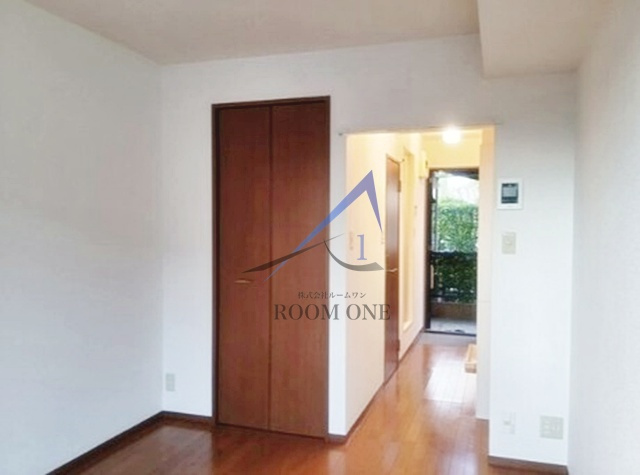 ヒルズ・トップの居間・リビング|洋室のお部屋です。