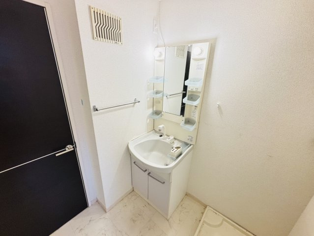 アベニュー筑紫の洗面所