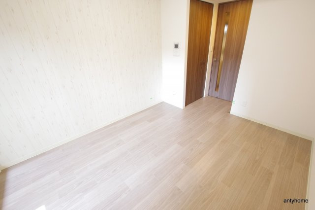 プレサンス立売堀ベルヴィル 仲介手数料無料の洋室